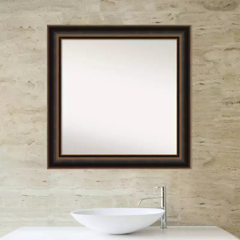 Espejo de pared de madera Villa de 32"x32", bronce aceitado - Cuadrado, moderno, marco de madera
