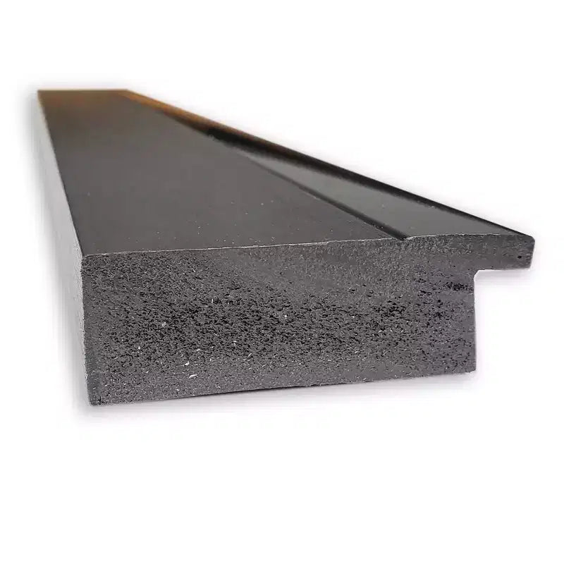 Espejo de pared de baño negro Tuxedo sin bisel de 23" x 29": Marco rectangular moderno de poliestireno, incluye accesorios de montaje
