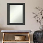 Espejo de pared de baño negro Tuxedo sin bisel de 23" x 29": Marco rectangular moderno de poliestireno, incluye accesorios de montaje