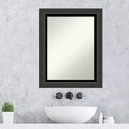 Espejo de pared de baño negro Tuxedo sin bisel de 23" x 29": Marco rectangular moderno de poliestireno, incluye accesorios de montaje