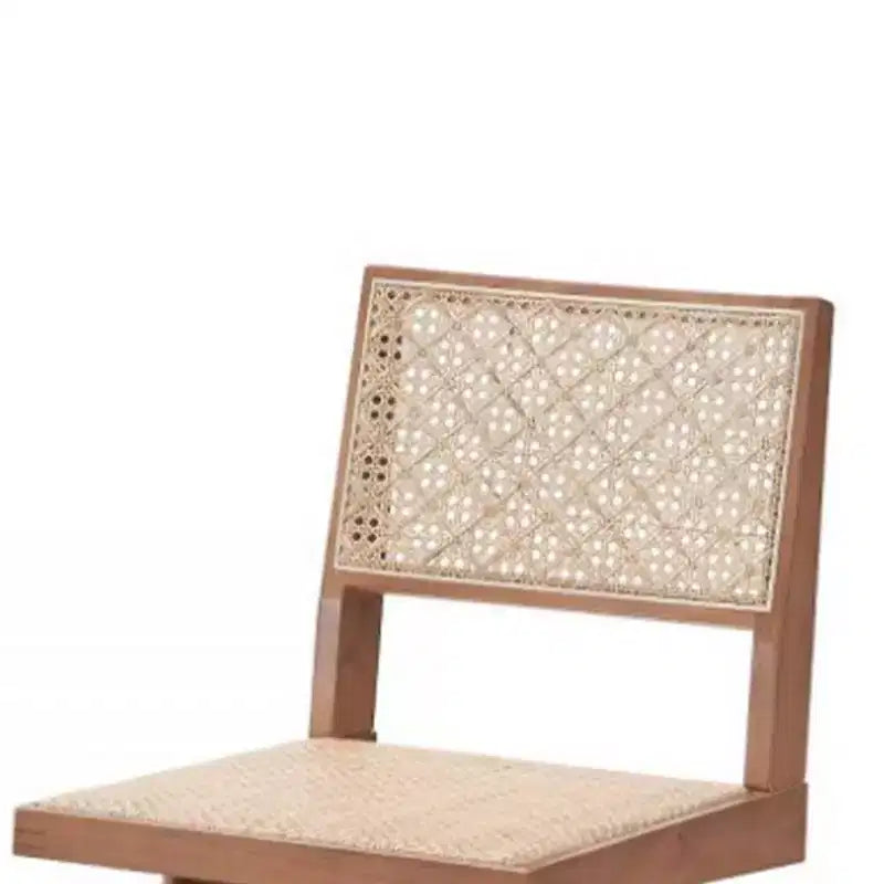 Silla de comedor Velentina de 45,72 cm (18") de ratán y acabado natural - Tapicería de lino, respaldo curvo