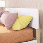 Cama Queen Size con cabecero y piecero estilo moderno de mediados de siglo