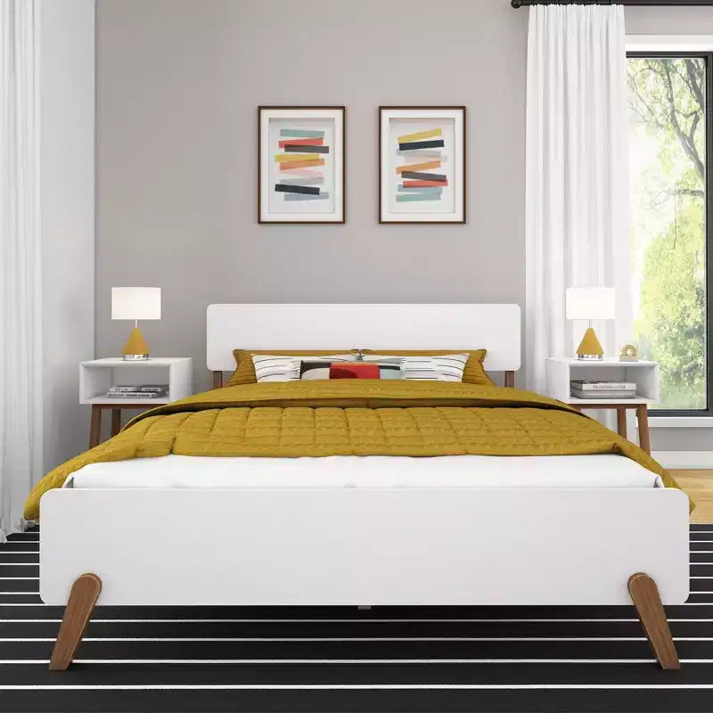 Cama Queen Size con cabecero y piecero estilo moderno de mediados de siglo