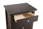 Mesita de noche Hammond de 3 cajones (26 pulg. de alto x 24 pulg. de ancho x 18 pulg. de profundidad)