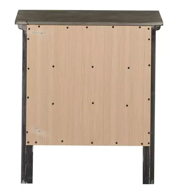 Mesita de noche Hammond de 3 cajones (26 pulg. de alto x 24 pulg. de ancho x 18 pulg. de profundidad)