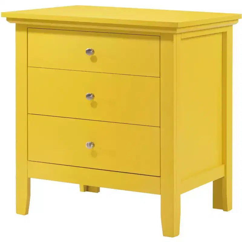 Mesita de noche Hammond de 3 cajones (26 pulg. de alto x 24 pulg. de ancho x 18 pulg. de profundidad)