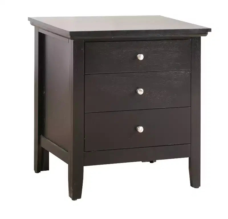 Mesita de noche Hammond de 3 cajones (26 pulg. de alto x 24 pulg. de ancho x 18 pulg. de profundidad)