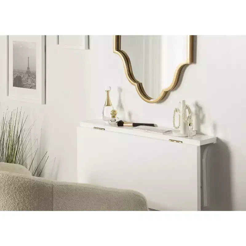 Escritorio Corblynd de madera para montar en la pared