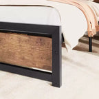 Base de cama Queen Size, plataforma de cama industrial con cabecero de madera, no requiere somier, marrón rústico sin ruidos