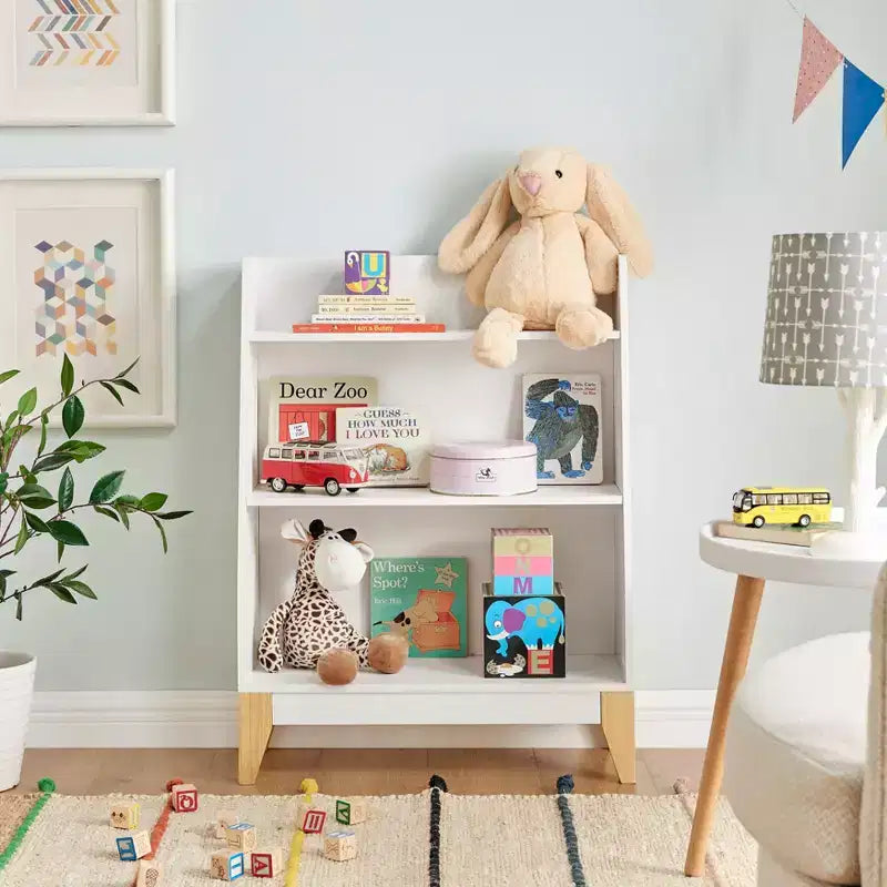 Estantería de pie blanca de 3 niveles para libros o figuras de juguete infantiles, con patas en contraste de tono madera