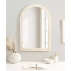 Espejo de pared enmarcado con arco Rahfy de 20x30