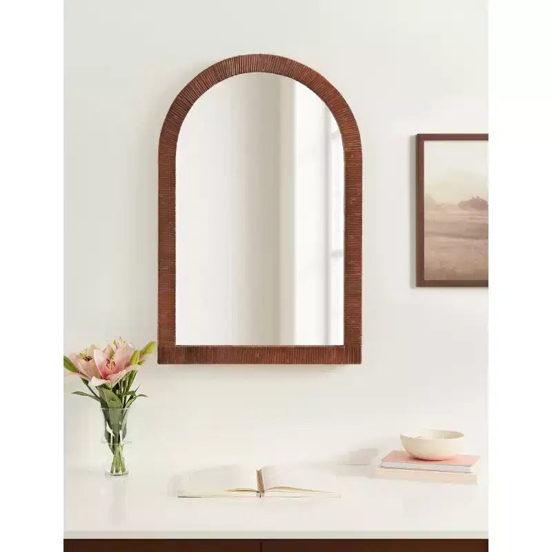 Espejo de pared enmarcado con arco Rahfy de 20x30